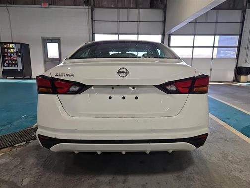 2021 Nissan Altima S FWD