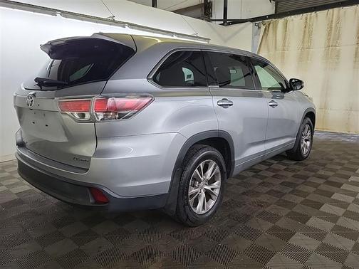 2015 Toyota Highlander LE Plus