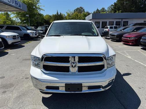 Bright White Clearcoat 2017 RAM 1500 SLT