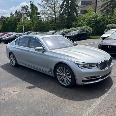 Silver 2018 BMW 750 Li xDrive