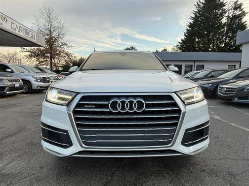 2019 Audi Q7 45 Premium