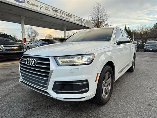 2019 Audi Q7 45 Premium
