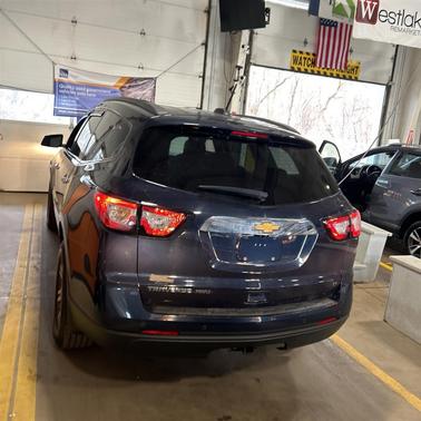 2017 Chevrolet Traverse 2LT