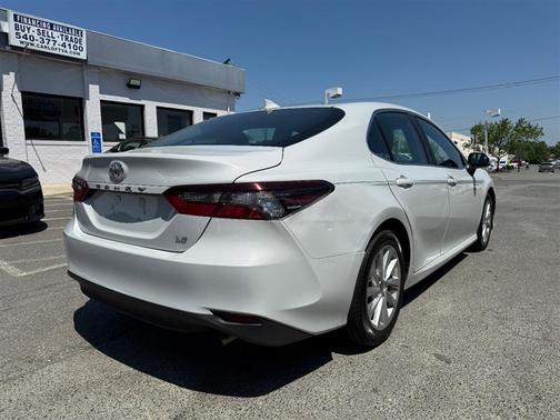 Ice Edge 2023 Toyota Camry LE
