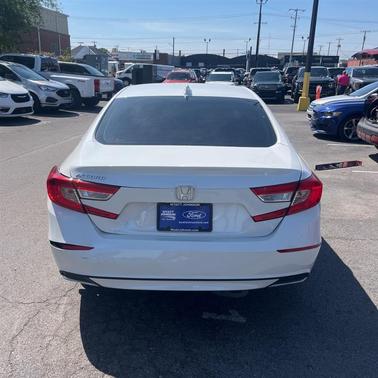 Platinum White Pearl 2018 Honda Accord EX-L