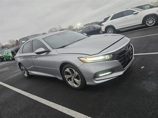 Lunar Silver Metallic 2018 Honda Accord EX-L