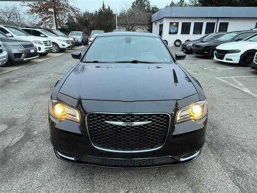 2019 Chrysler 300 S