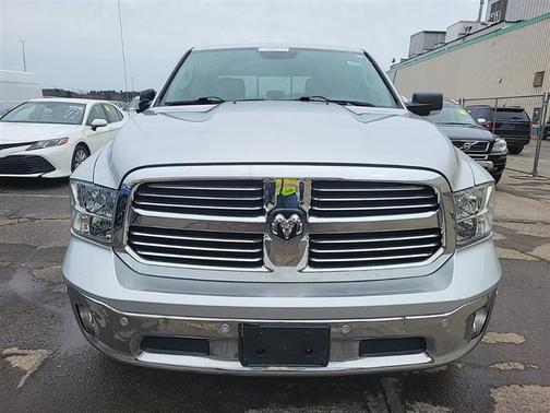 Bright Silver Metallic Clearcoat 2016 RAM 1500 Big Horn