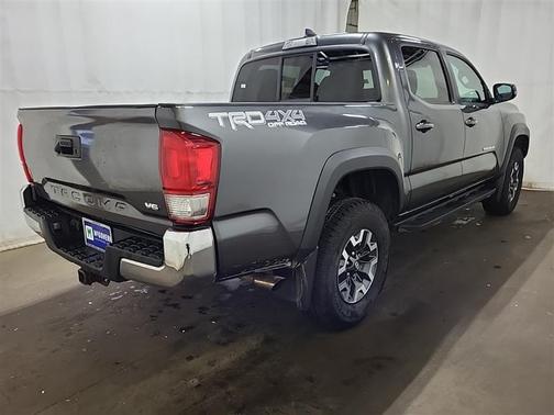 Magnetic Gray Metallic 2016 Toyota Tacoma TRD Off Road