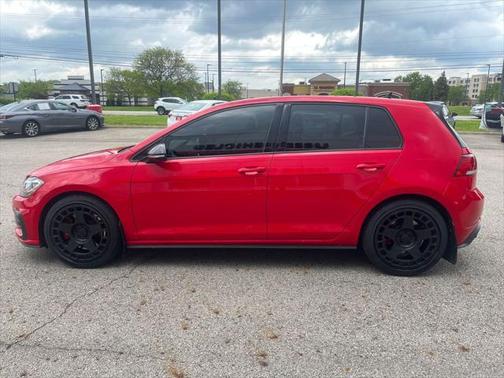 2021 Volkswagen Golf GTI 2.0T SE DSG