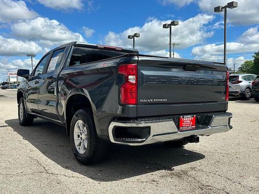 Shadow Gray Metallic 2021 Chevrolet Silverado 1500 LT