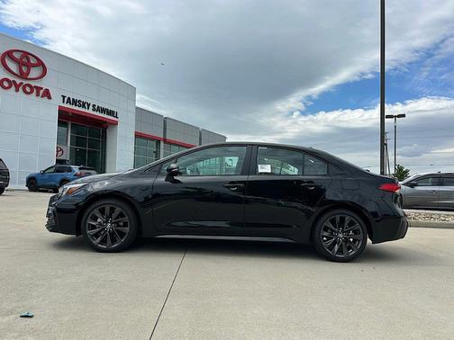 Midnight Black Metallic 2026 Toyota Corolla SE