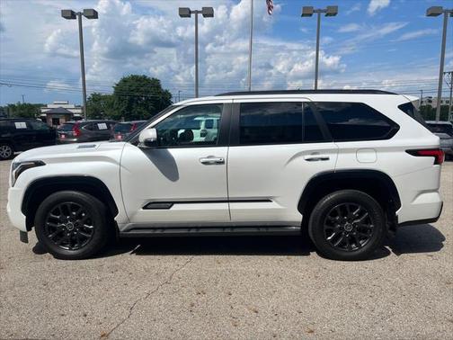 2024 Toyota Sequoia Platinum