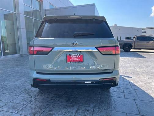 2025 Toyota Sequoia Base