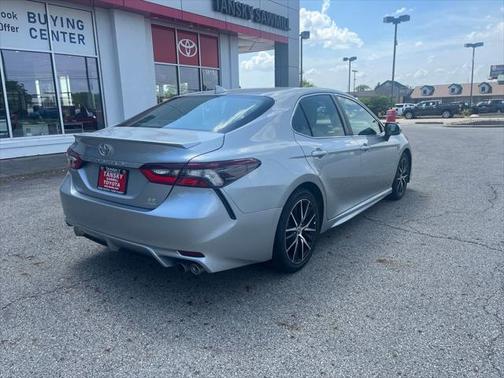 2023 Toyota Camry SE