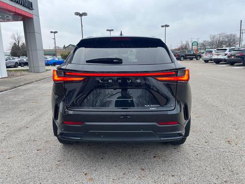 2023 Lexus NX 350h Premium