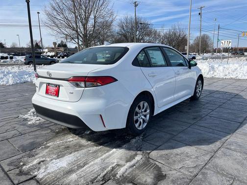 2026 Toyota Corolla LE