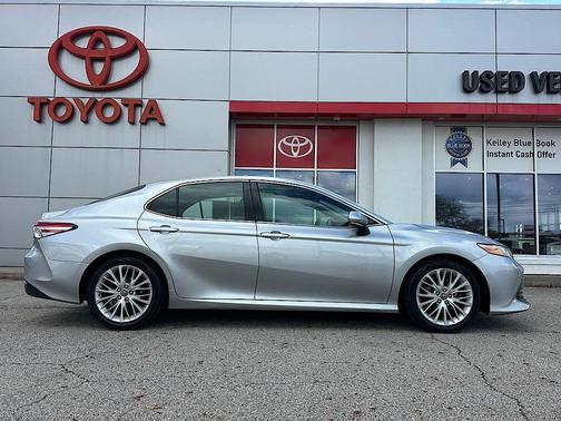 2018 Toyota Camry XLE