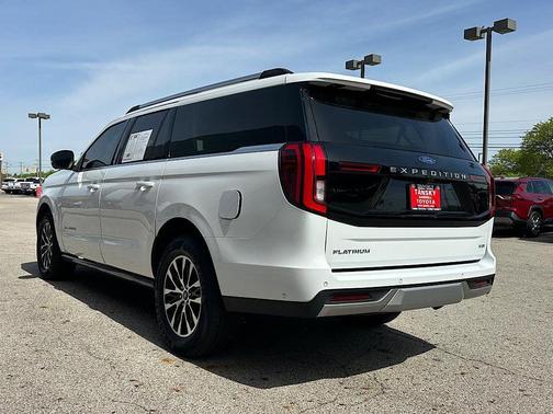 Oxford White 2025 Ford Expedition Max Platinum