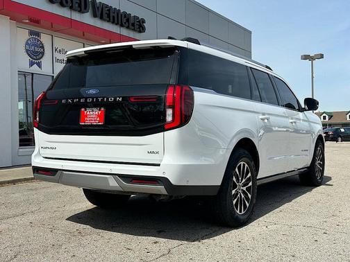 Oxford White 2025 Ford Expedition Max Platinum