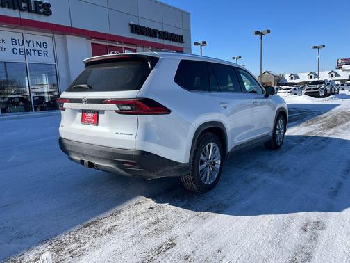2025 Toyota Grand Highlander Platinum