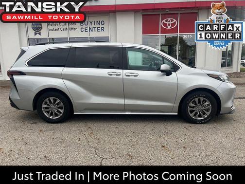 2024 Toyota Sienna XLE