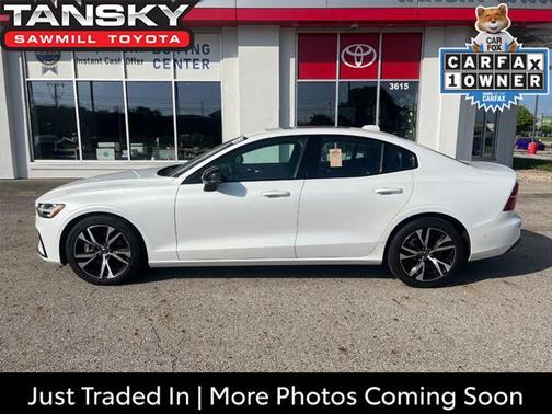 2024 Volvo S60 B5 Plus Dark Theme