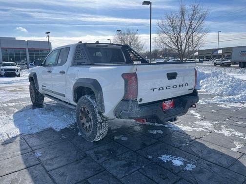 2026 Toyota Tacoma Hybrid Trailhunter