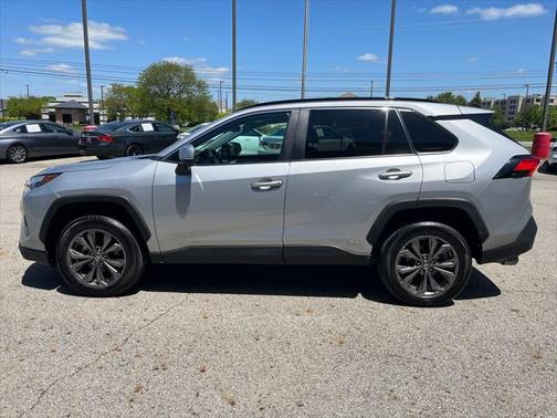 2022 Toyota RAV4 Hybrid XLE Premium