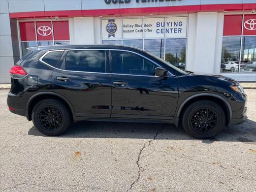2017 Nissan Rogue S