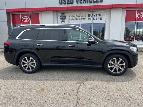 2023 Mercedes-Benz GLS 450 4MATIC