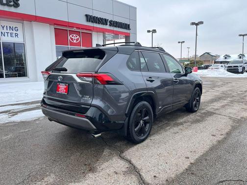 2019 Toyota RAV4 Hybrid SE