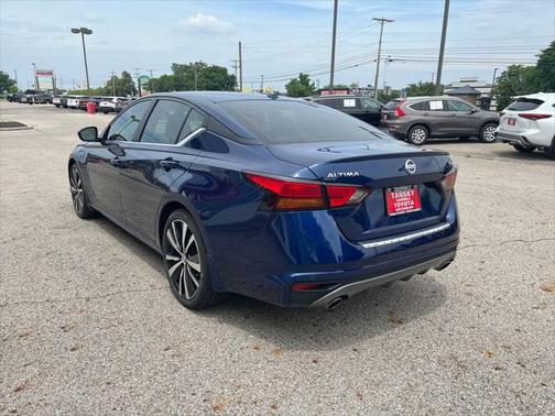 2022 Nissan Altima SR FWD