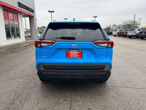 2019 Toyota RAV4 LE