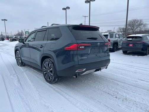 2024 Toyota Grand Highlander Hybrid Limited MAX