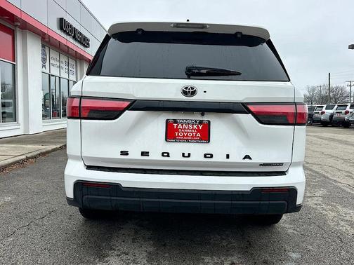 2025 Toyota Sequoia SR5