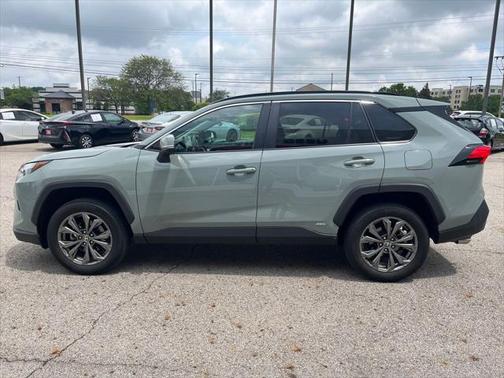2022 Toyota RAV4 Hybrid XLE Premium