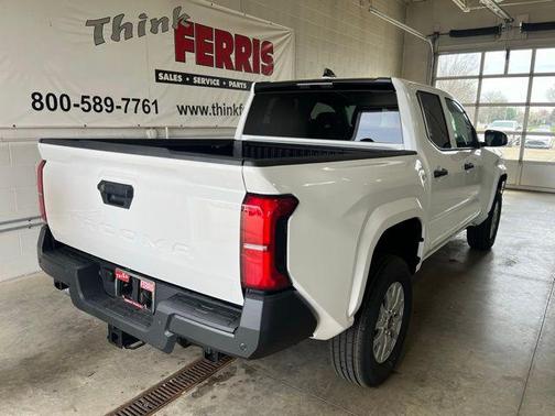 2025 Toyota Tacoma SR