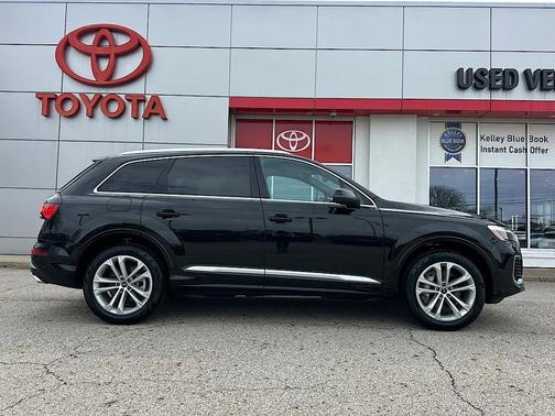 2025 Audi Q7 55 Premium Plus