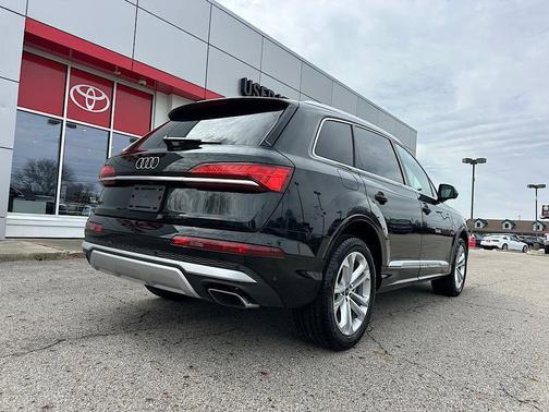 2025 Audi Q7 55 Premium Plus