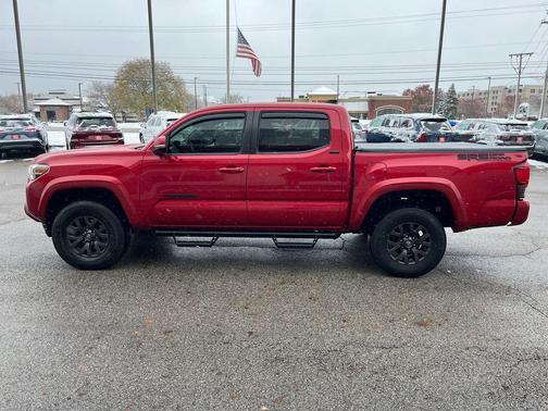 2022 Toyota Tacoma SR5