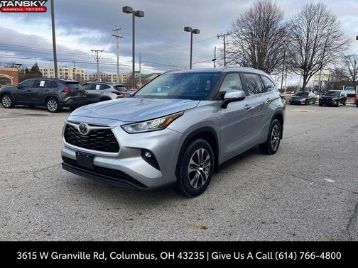 2024 Toyota Highlander XLE