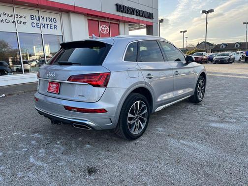 2023 Audi Q5 45 S line Premium