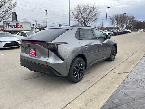 2026 Toyota bZ XLE Plus