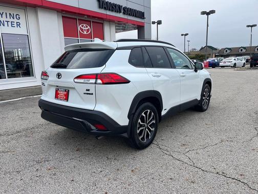 2024 Toyota Corolla Hybrid SE