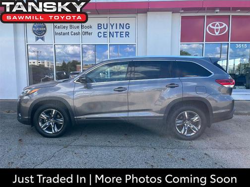 2019 Toyota Highlander Hybrid Platinum