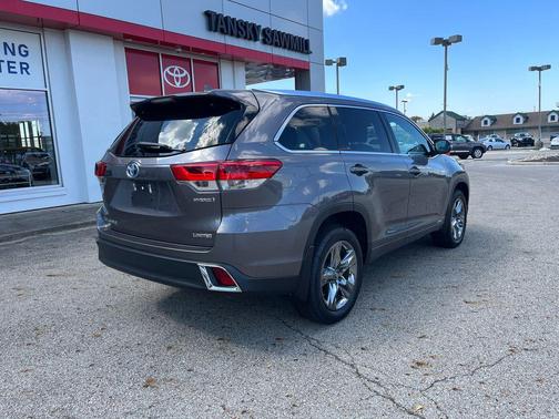 2019 Toyota Highlander Hybrid Platinum