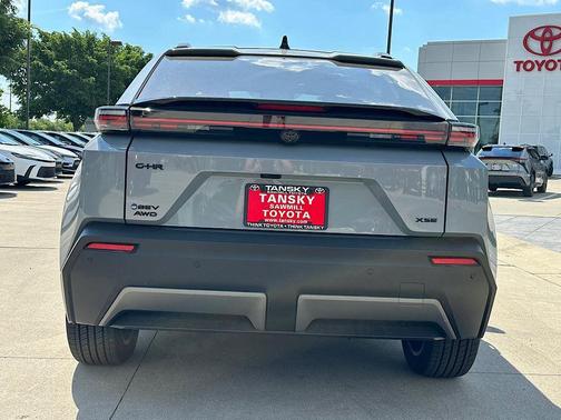 Cement 2026 Toyota C-HR XSE