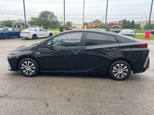 2021 Toyota Prius Prime LE