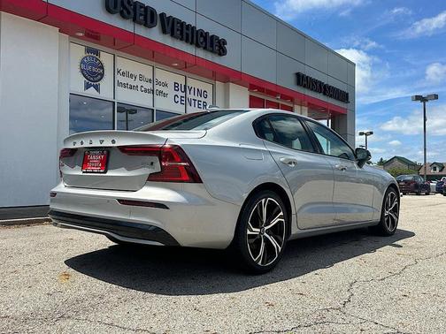 Bright Dusk Metallic 2024 Volvo S60 B5 Core Dark Theme